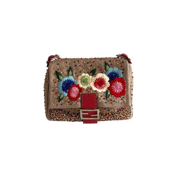 Fendi Selleria raffia floral embroidered mamma baguette. - Picture 1 of 10